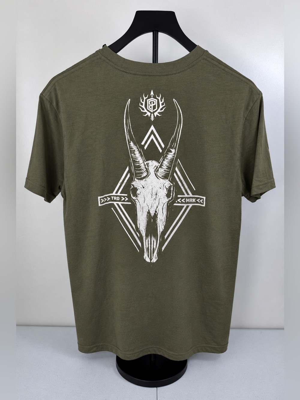 NWT Born Primitive Alpine King Tee Men’s Medium Tactical Green Hunting Graphic S
